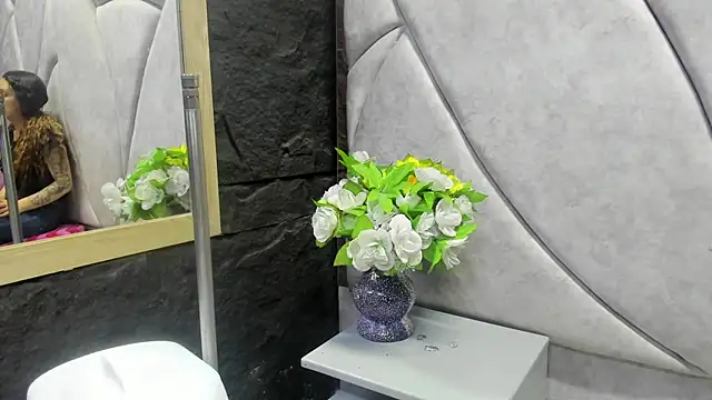 HornySlut69  online show from March 26, 12:47 pm