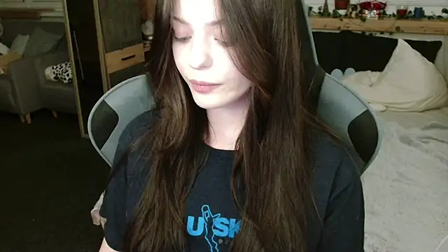 juice-peach online show from March 11, 10:09 pm