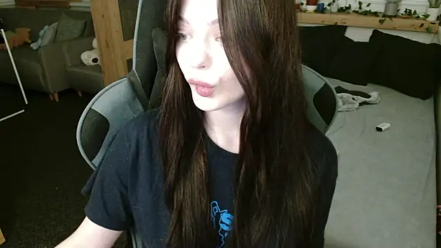 juice-peach online show from December 3, 10:34 pm