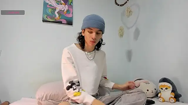 imcoltonalvin online show from January 28, 3:15 am