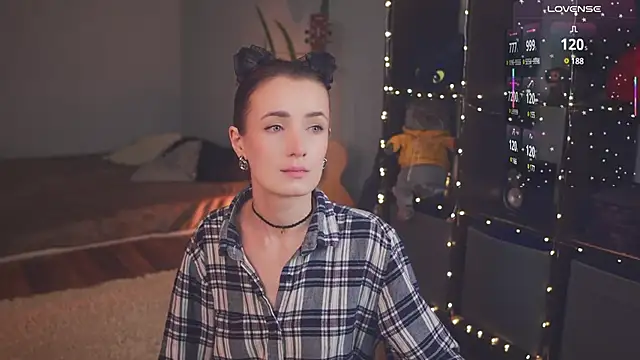 bananya kitty online show from March 18, 1:35 am