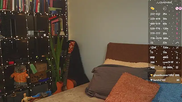 bananya kitty online show from December 20, 10:45 pm