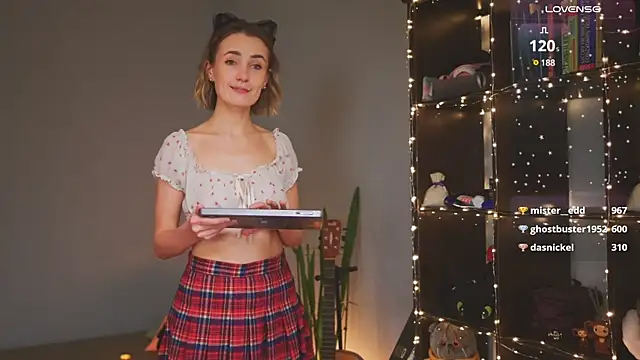 bananya kitty online show from December 7, 6:32 pm