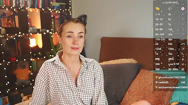 bananya kitty online show from December 4, 2:10 am