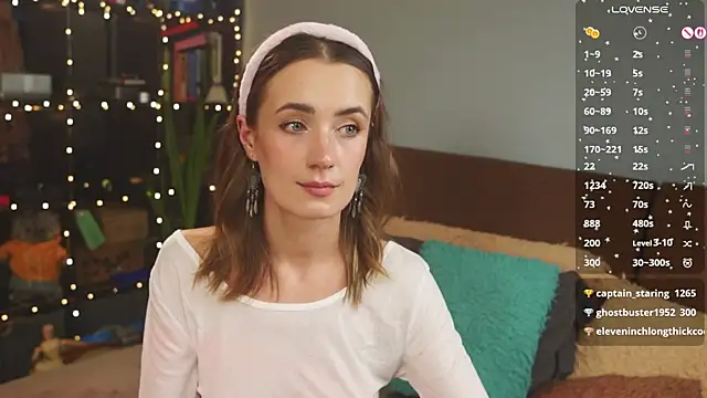 bananya kitty online show from December 21, 8:20 pm