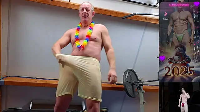 libo horny muscles online show from January 1, 9:07 am