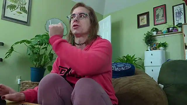 Linzy 19 online show from February 11, 4:07 pm