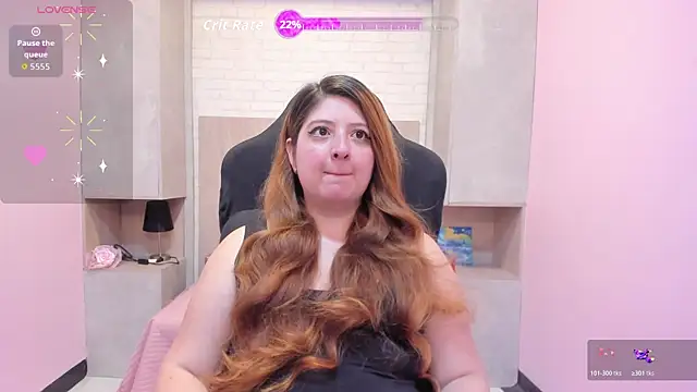 tinaclark  online show from April 14, 5:07 pm