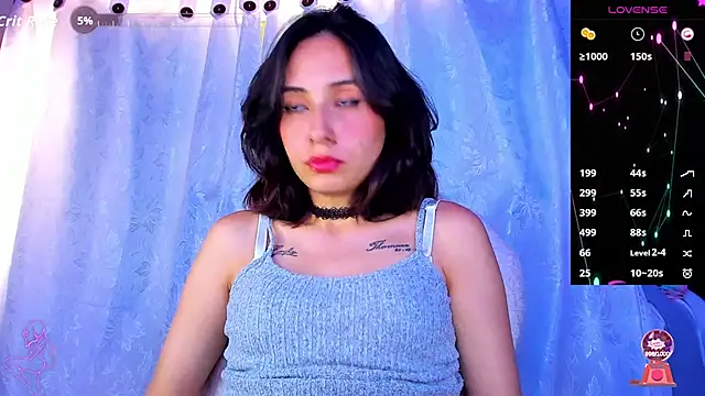 lunacandyy13 online show from October 27, 6:31 pm