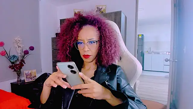 ScarlettMalbec online show from March 18, 7:48 pm