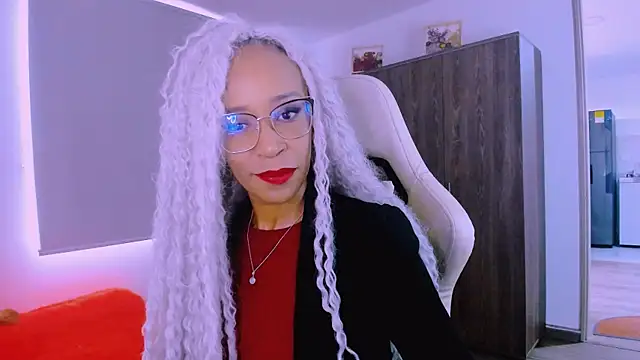 ScarlettMalbec online show from July 9, 8:30 pm