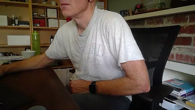 jiggy77777 online show from March 11, 6:08 am