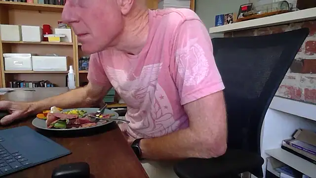 jiggy77777 online show from October 15, 1:59 am