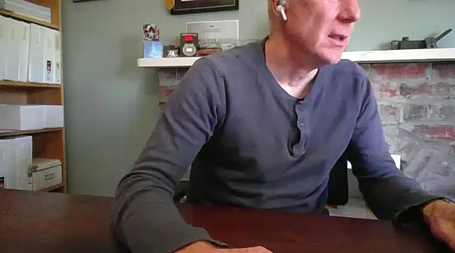 jiggy77777 online show from December 10, 1:43 am