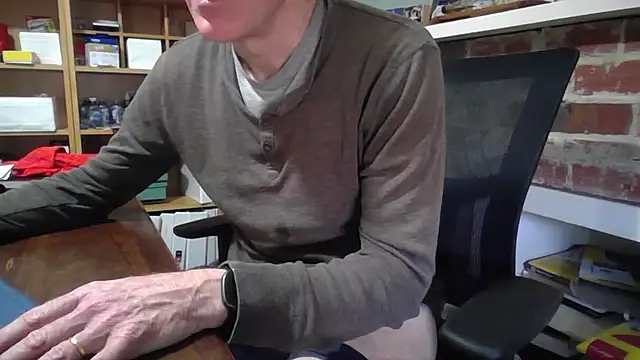 jiggy77777 online show from September 17, 10:56 pm