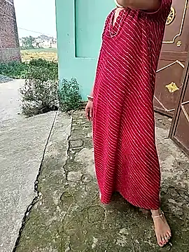 COUPLLE VILLAGE online show from November 4, 10:08 am