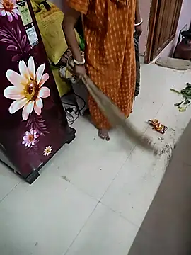 COUPLLE VILLAGE online show from November 15, 3:10 am