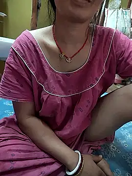 COUPLLE VILLAGE online show from April 15, 2:06 am