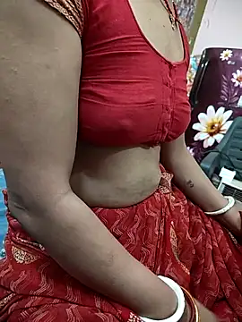 COUPLLE VILLAGE online show from February 10, 4:17 pm