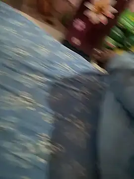 COUPLLE VILLAGE online show from November 27, 2:45 am