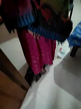 Snapshot of COUPLLE_VILLAGE chatting on February 23, 1:13 am COUPLLE VILLAGE online show from February 23, 1:13 am