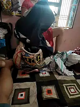 COUPLLE VILLAGE online show from April 29, 1:43 am