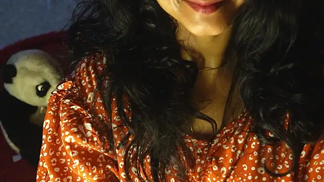 -AyeshaSinghania- online show from March 19, 9:31 am