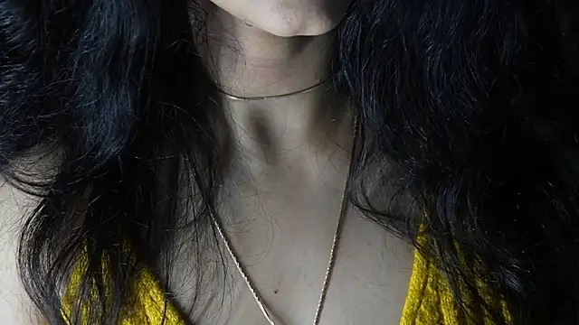 -AyeshaSinghania- online show from February 19, 6:00 pm