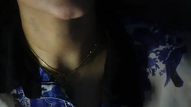 -AyeshaSinghania- online show from October 31, 9:39 am