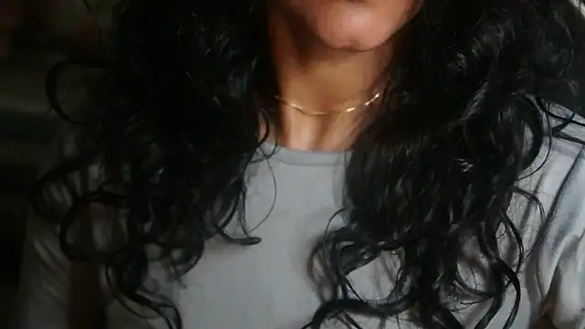 -AyeshaSinghania- online show from April 10, 6:15 pm