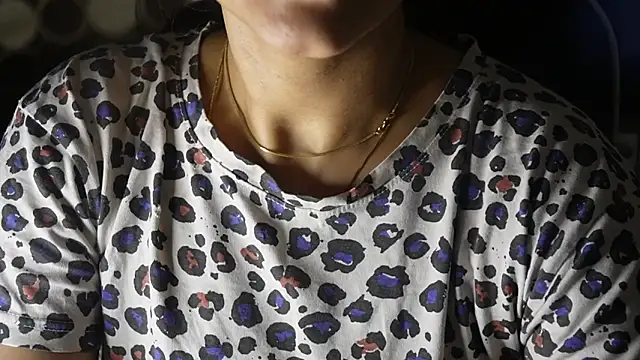 -AyeshaSinghania- online show from April 22, 6:36 pm