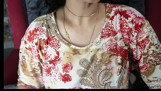 -AyeshaSinghania- online show from March 17, 9:01 am