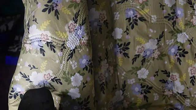 -AyeshaSinghania- online show from February 13, 4:40 pm