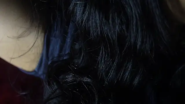 -AyeshaSinghania- online show from March 12, 8:18 am