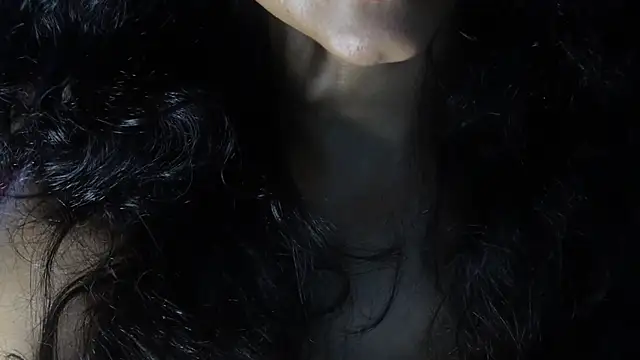 -AyeshaSinghania- online show from February 21, 9:33 am