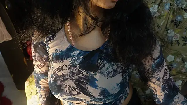 -AyeshaSinghania- online show from February 19, 10:01 am