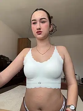 Fortune 888 online show from April 14, 8:30 am