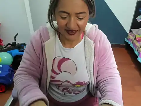 Snapshot of daleska_ayala_1 chatting on October 3, 8:54 pm daleska ayala 1 online show from October 3, 8:54 pm