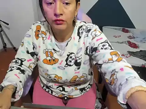 daleska ayala 1 online show from October 30, 1:37 am