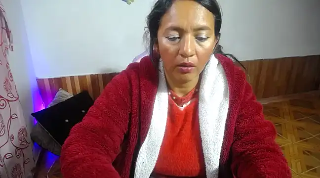 Snapshot of daleska_ayala_1 chatting on March 18, 6:28 pm daleska ayala 1 online show from March 18, 6:28 pm