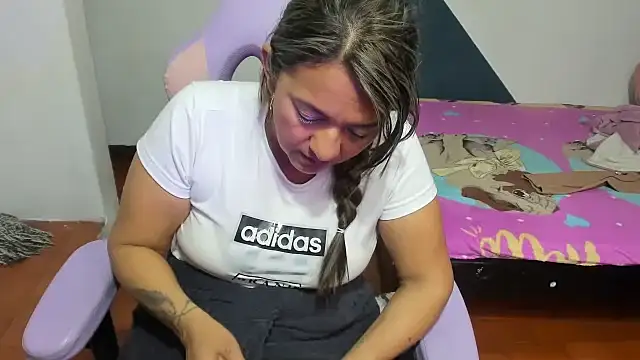 daleska ayala 1 online show from October 21, 7:57 pm