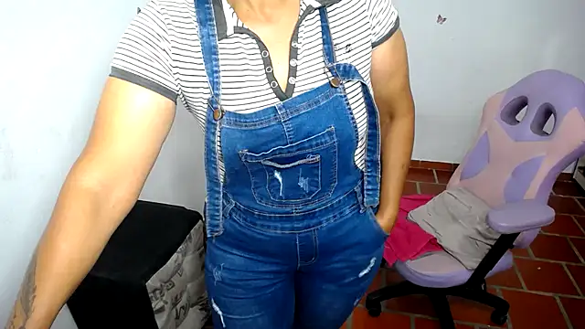 daleska ayala 1 online show from March 30, 4:14 am