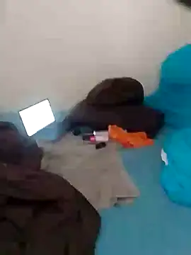 Snapshot of Yardie_bone chatting on March 2, 12:14 pm Yardie bone online show from March 2, 12:14 pm