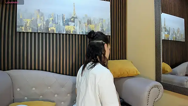 Snapshot of emily_roberts1 chatting on September 26, 11:22 pm emily roberts1 online show from September 26, 11:22 pm