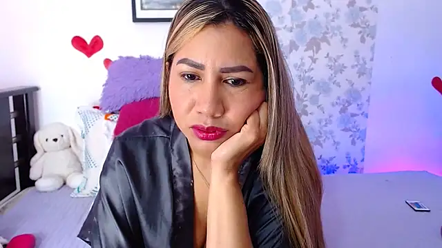 vanessa cute1 online show from February 24, 4:41 pm