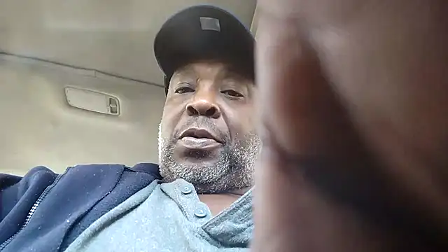 macnificent1fr online show from December 19, 8:44 pm