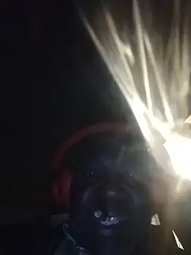 macnificent1fr online show from December 4, 2:21 am