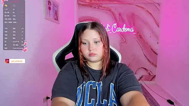 YuliCardona  online show from April 3, 3:57 am