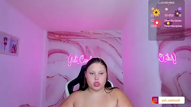 YuliCardona  online show from February 5, 4:58 pm