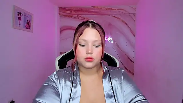 Snapshot of YuliCardona_ chatting on November 10, 6:24 pm YuliCardona online show from November 10, 6:24 pm